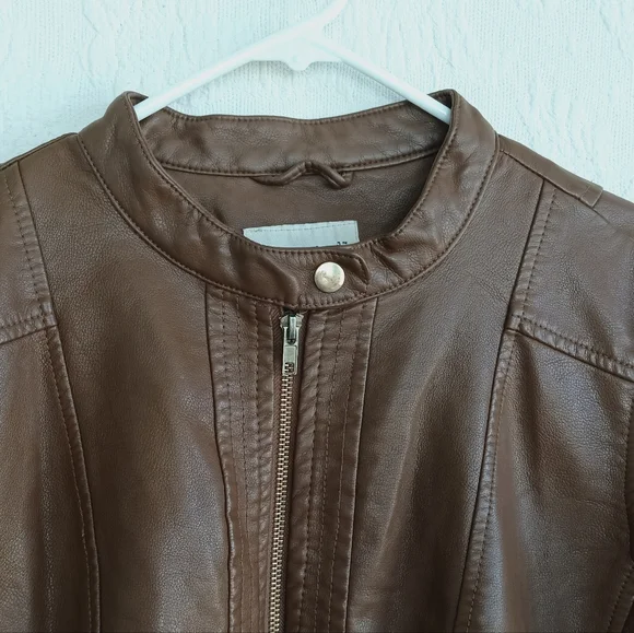 A.nd Tan Leather Moto Jacket Brown Cropped Biker Classic Heavy Cool Zippers Larg - Picture 2 of 10